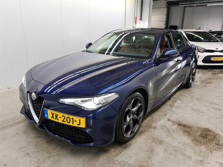 Alfa-romeo Giulia (2019)