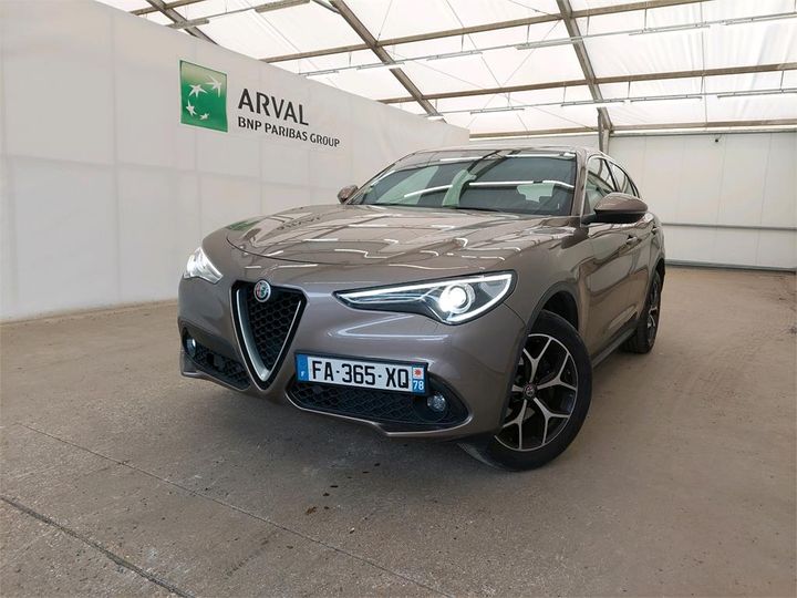 Alfa-romeo Stelvio (2018)