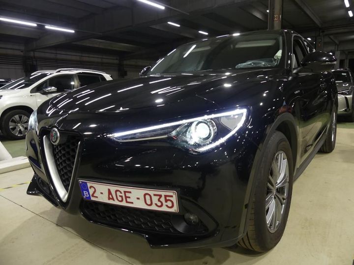 Alfa-romeo Stelvio (2021)