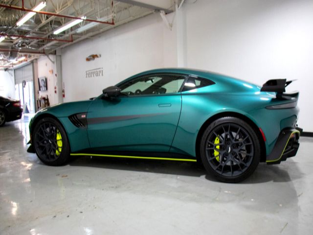 Aston-martin Vantage 2022