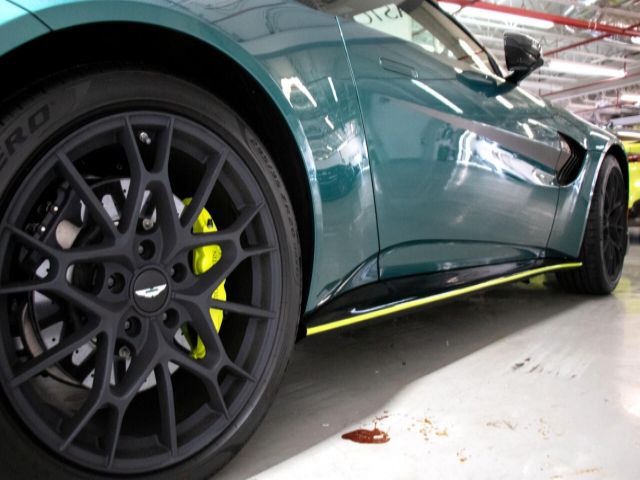 Aston-martin Vantage 2022