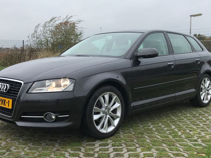 Audi A3 sportback (2011)