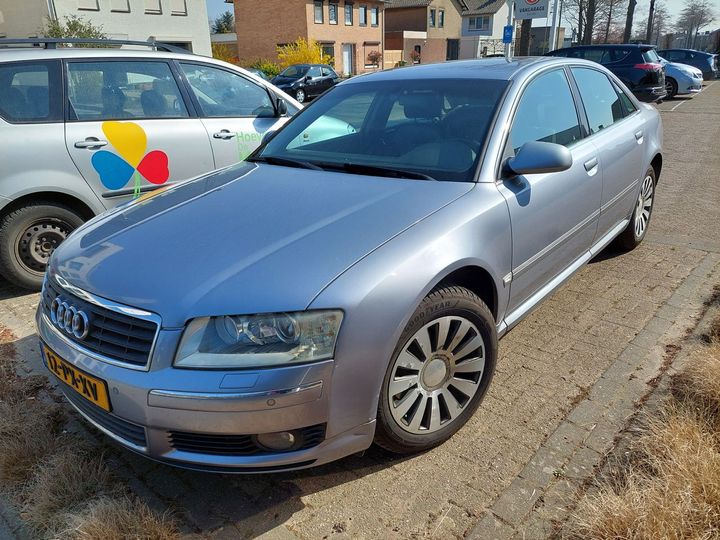 Audi A8 (2005)