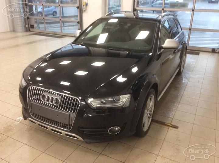 Audi A4 allroad (2015)
