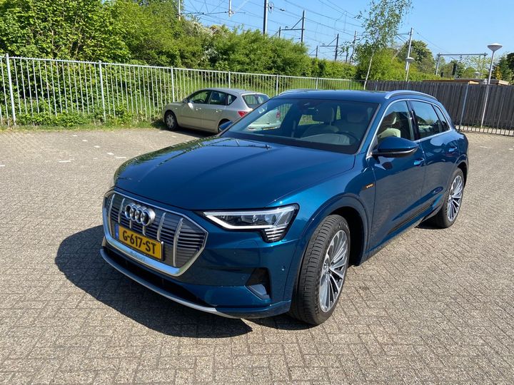 Audi E-tron (2019)