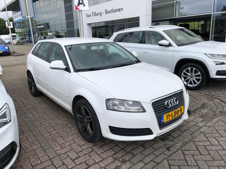 Audi A3 sportback (2010)