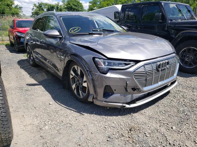 Audi E-tron pre (2021)