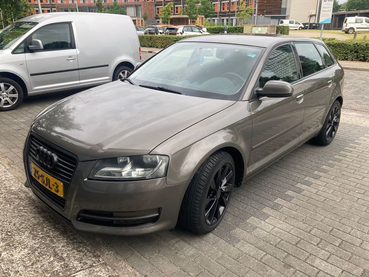 Audi A3 sportback (2011)