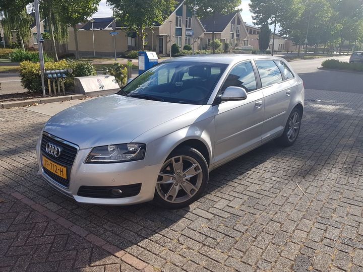 Audi A3 sportback (2009)