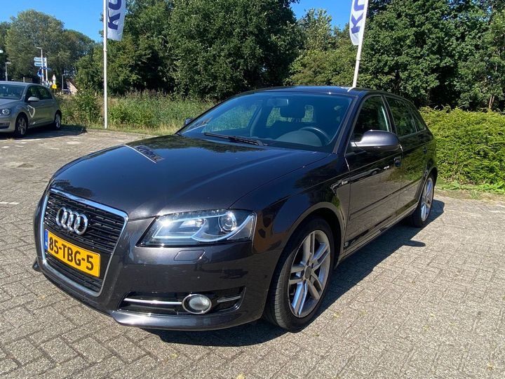 Audi A3 sportback (2012)