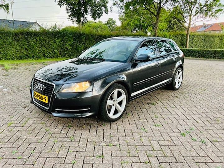 Audi A3 sportback (2011)