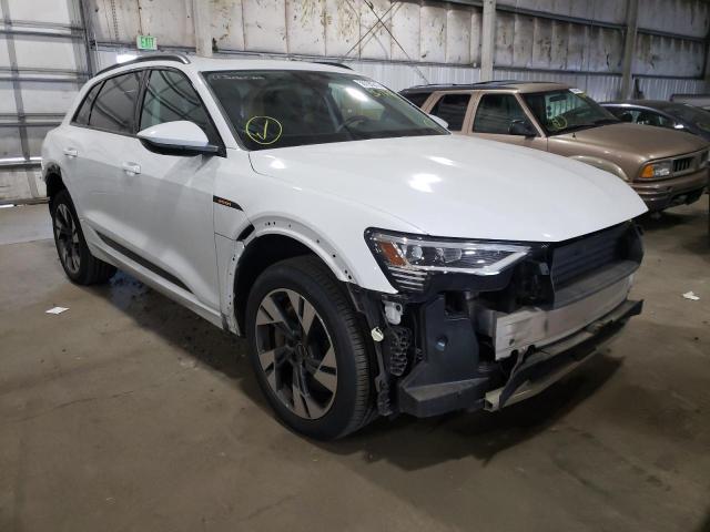 Audi E-tron pre (2021)