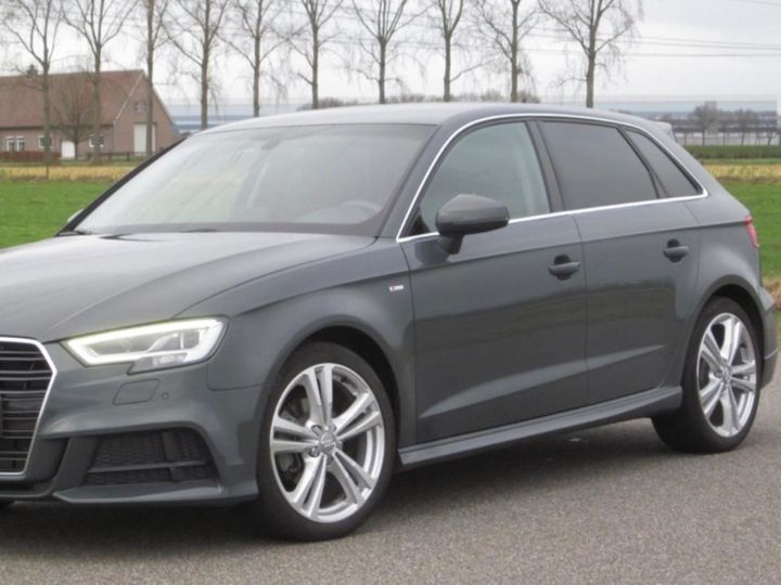 Audi A3 sportback (2015)