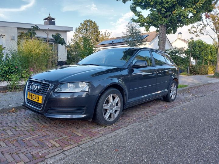 Audi A3 sportback (2010)