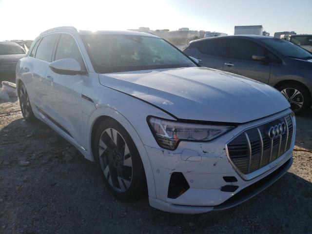 Audi E-tron pre (2021)