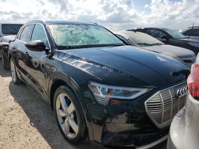Audi E-tron pre (2019)