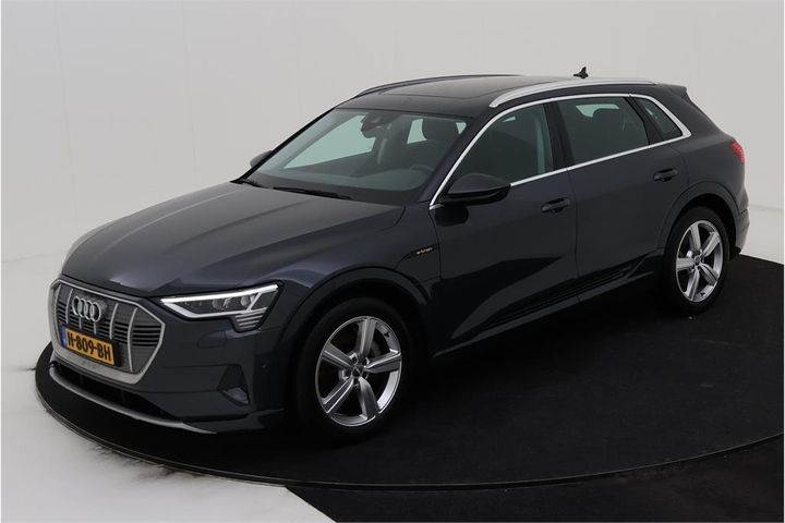 Audi E-tron (2019)