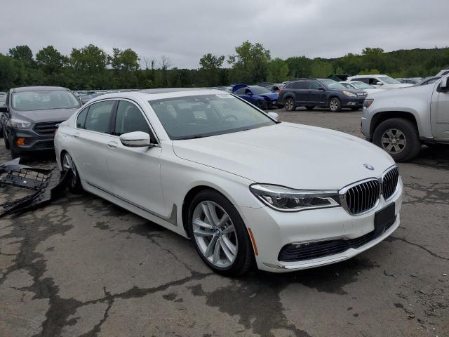 Bmw 750 xi (2016)