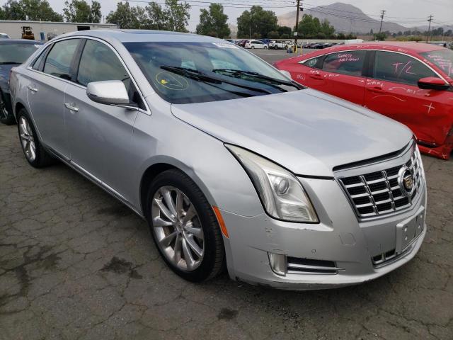 Cadillac Xts luxury (2013)