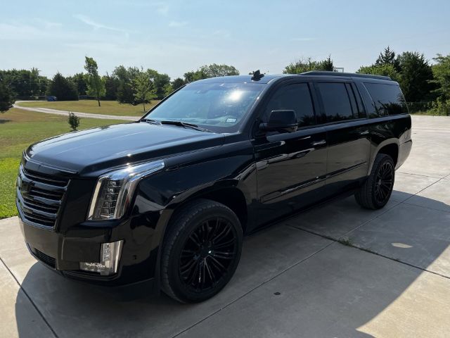 Cadillac Escalade esv (2019)