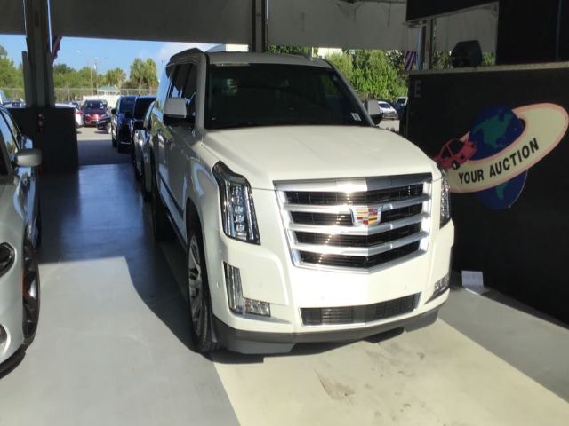 Cadillac Escalade esv (2017)