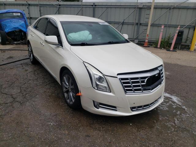 Cadillac Xts luxury (2013)