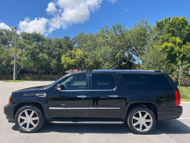 Cadillac Escalade esv (2012)