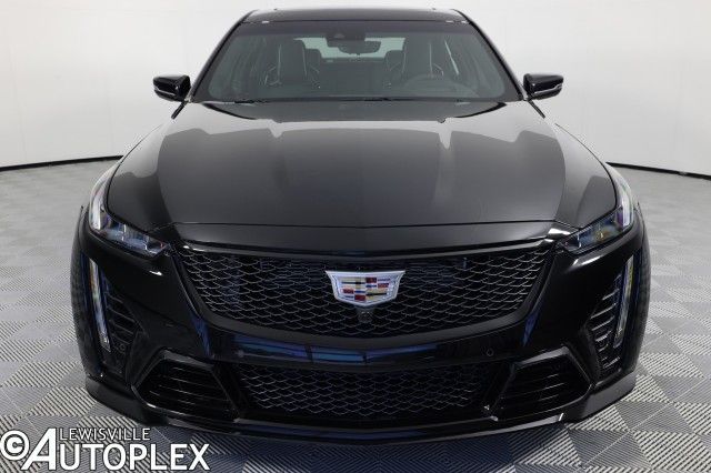 Cadillac Ct5-v (2022)