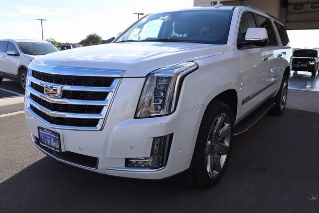 Cadillac Escalade esv (2020)