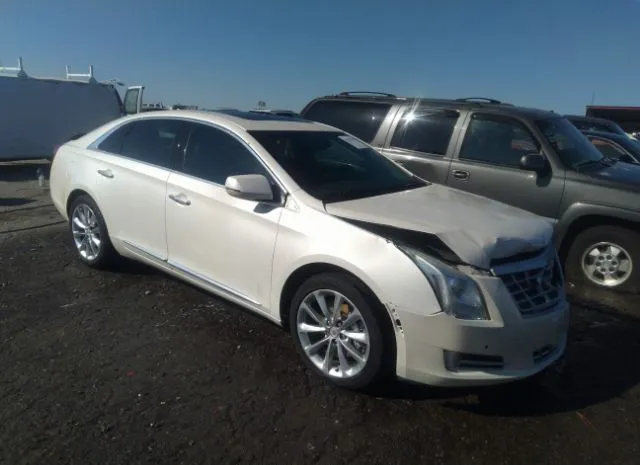 Cadillac Xts luxury (2013)