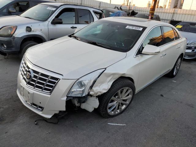 Cadillac Xts luxury (2014)