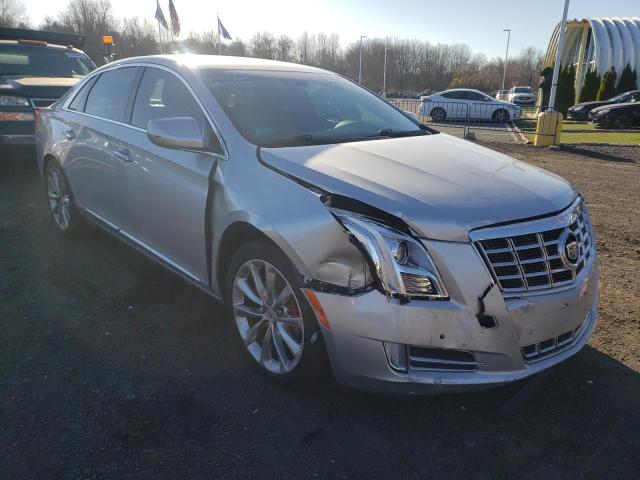 Cadillac Xts luxury (2013)