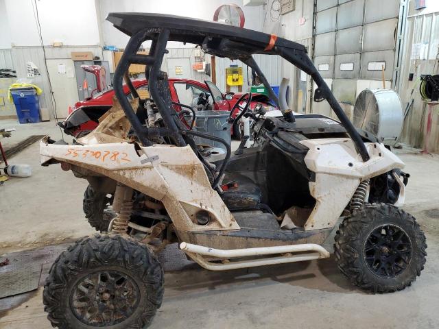 Can-am Maverick 1 (2014)