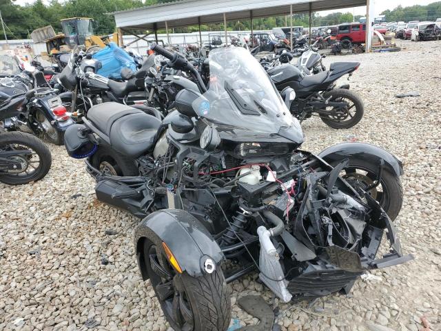 Can-am Spyder roa (2017)