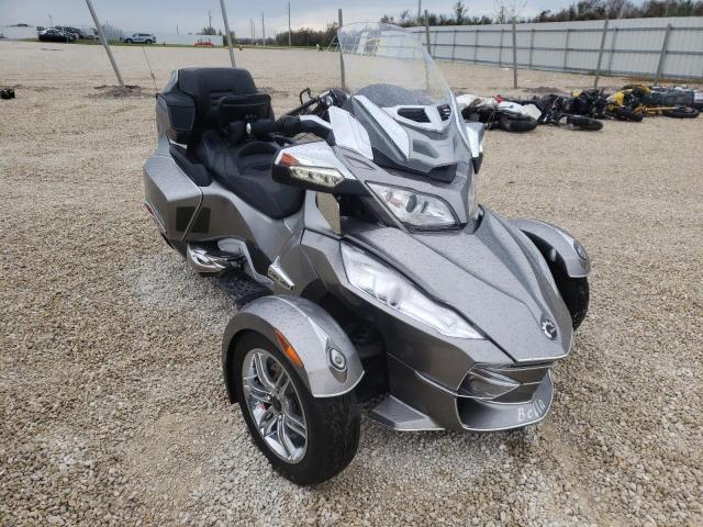 Can-am Spyder roa (2012)