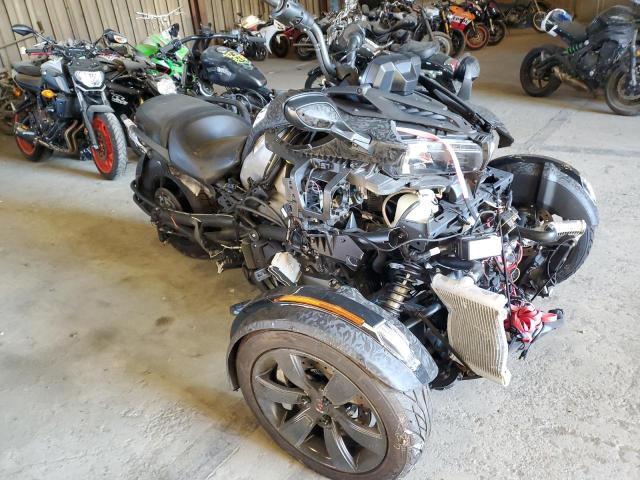 Can-am Spyder roa (2020)