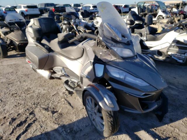 Can-am Spyder roa (2014)