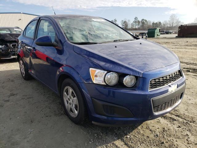 Chevrolet Sonic ls (2013)
