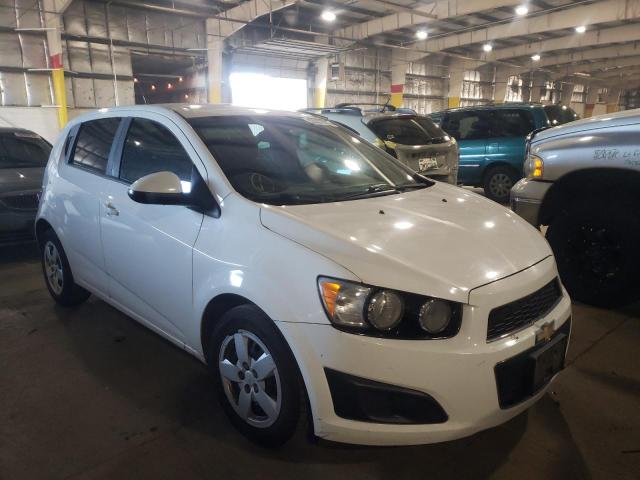 Chevrolet Sonic ls (2013)