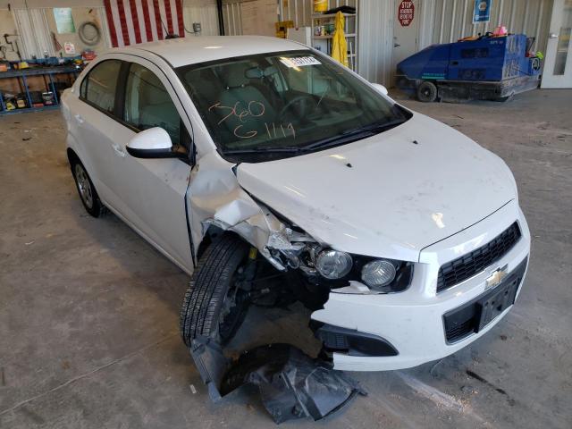 Chevrolet Sonic ls (2015)