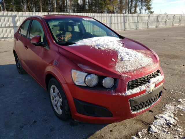 Chevrolet Sonic ls (2013)