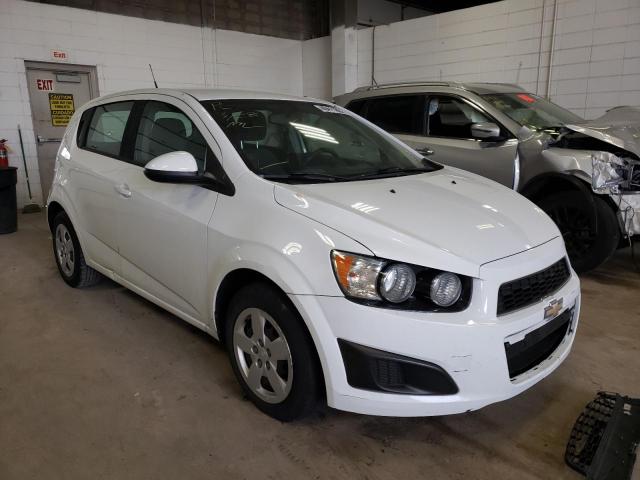 Chevrolet Sonic ls (2014)