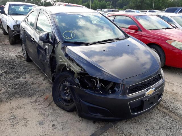 Chevrolet Sonic ls (2014)