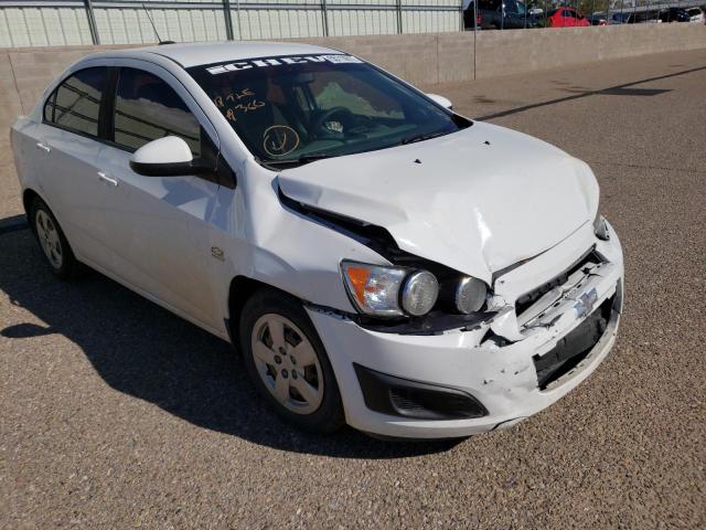 Chevrolet Sonic ls (2015)