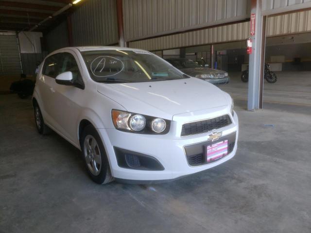 Chevrolet Sonic ls (2015)