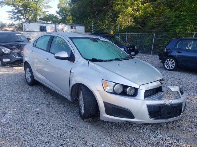 Chevrolet Sonic ls (2012)