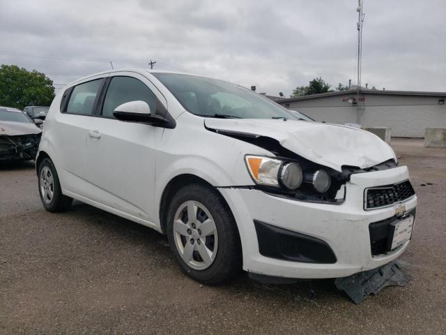 Chevrolet Sonic ls (2014)