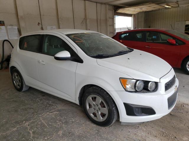 Chevrolet Sonic ls (2016)