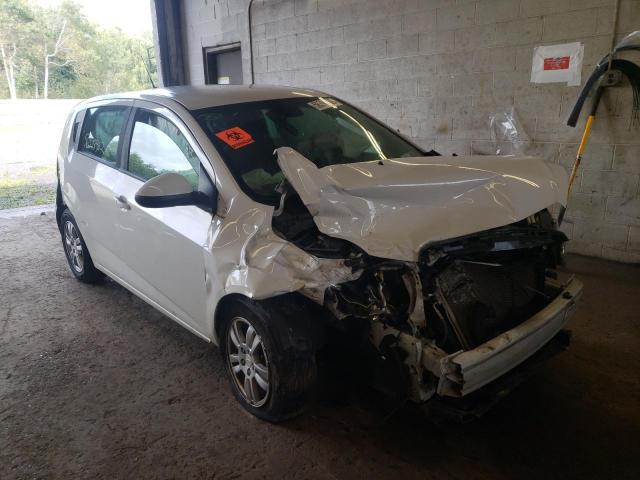 Chevrolet Sonic ls (2012)