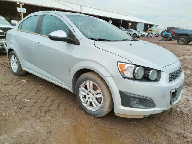 Chevrolet Sonic ls (2012)